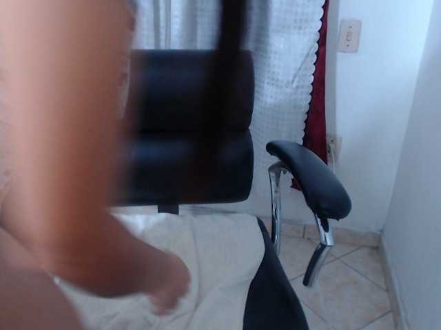Live sex webcam photo for millie-bobby #274428073
