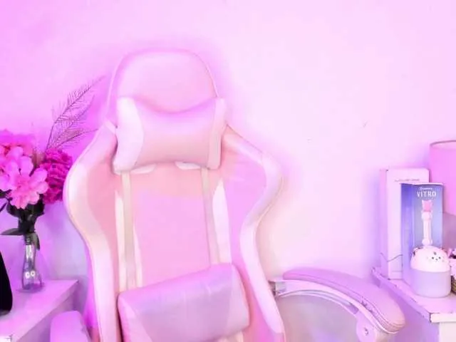 Live sex webcam photo for millyherder #290672707