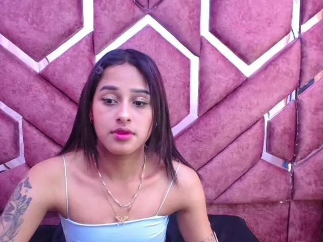 Live sex webcam photo for millyprint #290141967