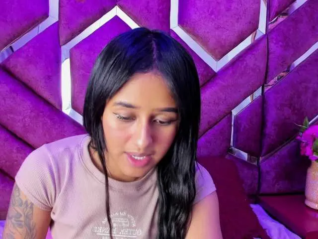 Live sex webcam photo for millyprint #291102543