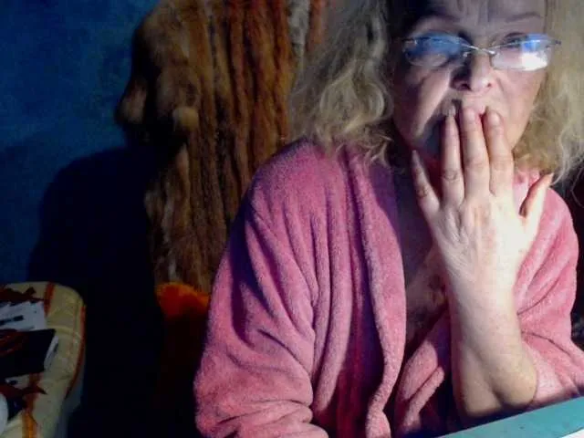 Live sex webcam photo for milo4ka77 #272466620