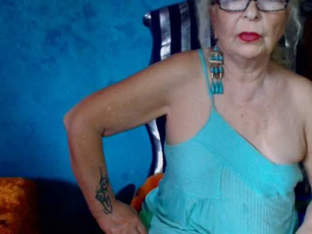 Live sex webcam photo for milo4ka77 #275825080