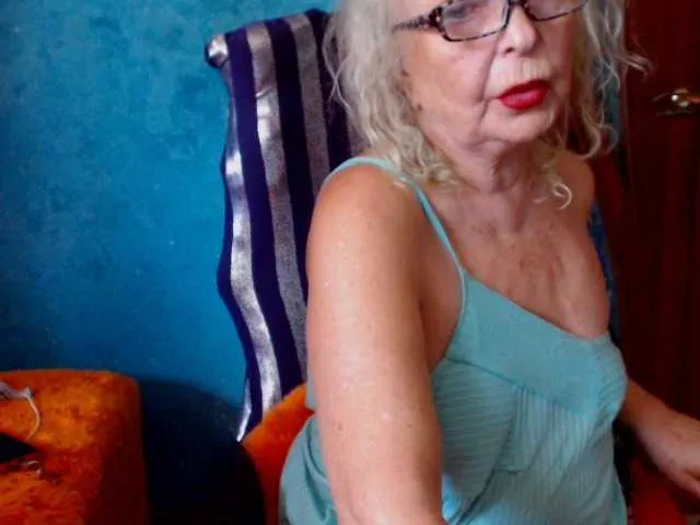 Live sex webcam photo for milo4ka77 #275932328