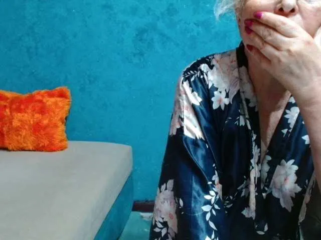 Live sex webcam photo for milo4ka77 #291799567