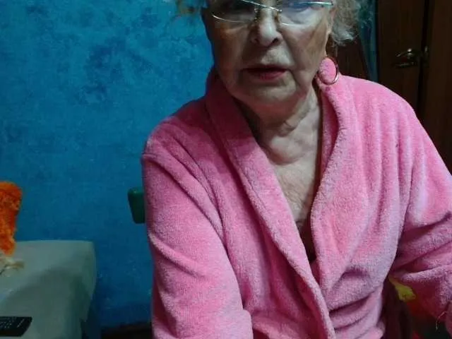 Live sex webcam photo for milo4ka77 #291962807