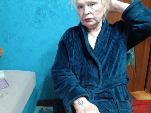 Live sex webcam photo for milo4ka77 #292329075