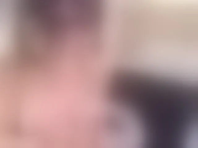 Live sex webcam photo for milu-beluci #294022956