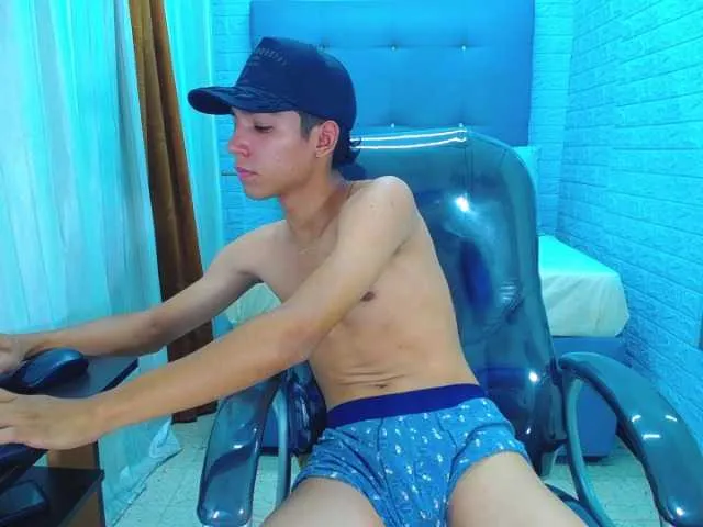 Live sex webcam photo for miluis-cute #278257116