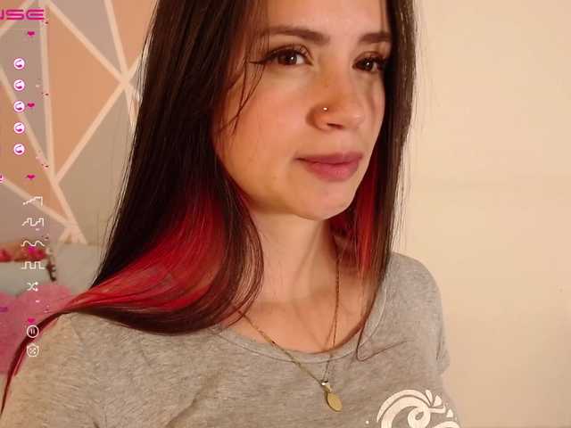 Live sex webcam photo for milygh #273553804