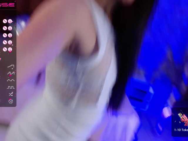 Live sex webcam photo for milygh #273664830