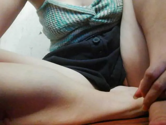 Live sex webcam photo for minanaxx #294286017
