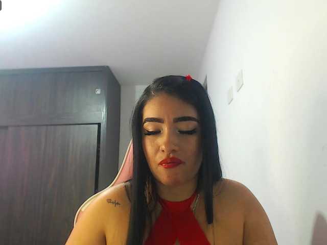 Live sex webcam photo for mindyjames #290952677