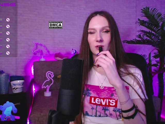 Live sex webcam photo for miraclegirls #272290935