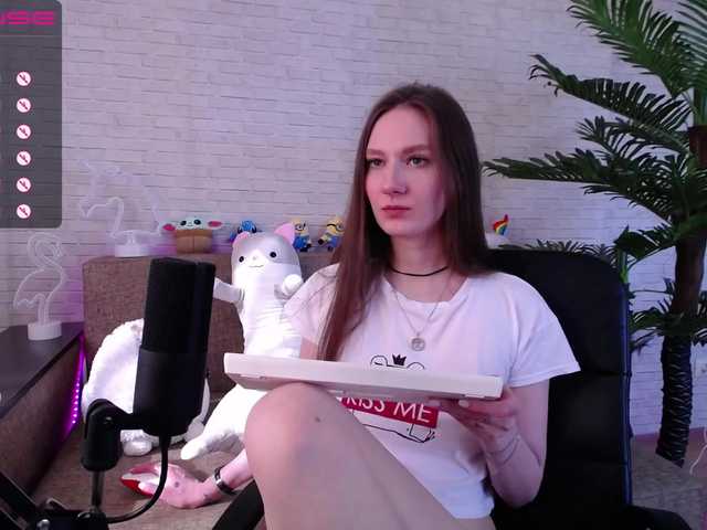 Live sex webcam photo for miraclegirls #273523080