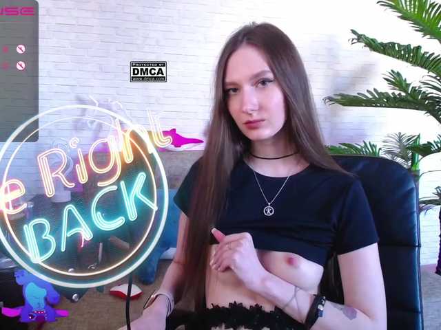 Live sex webcam photo for miraclegirls #273832172