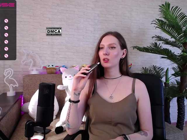 Live sex webcam photo for miraclegirls #273874461