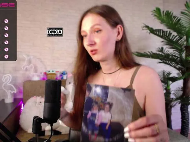 Live sex webcam photo for miraclegirls #273933044