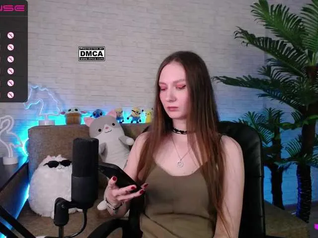 Live sex webcam photo for miraclegirls #274203268