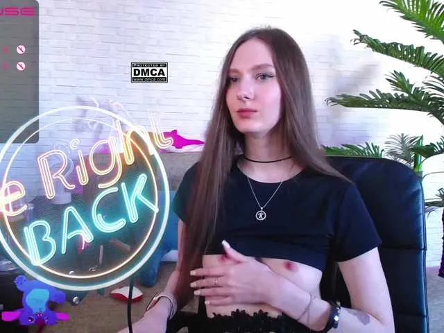 Live sex webcam photo for miraclegirls #274258176