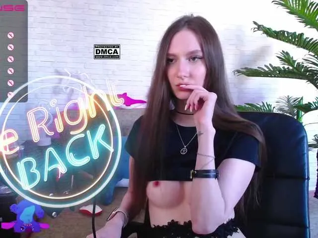 Live sex webcam photo for miraclegirls #274471370