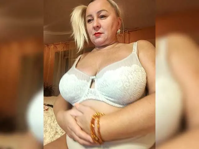 Live sex webcam photo for miranda-robinson #291982792