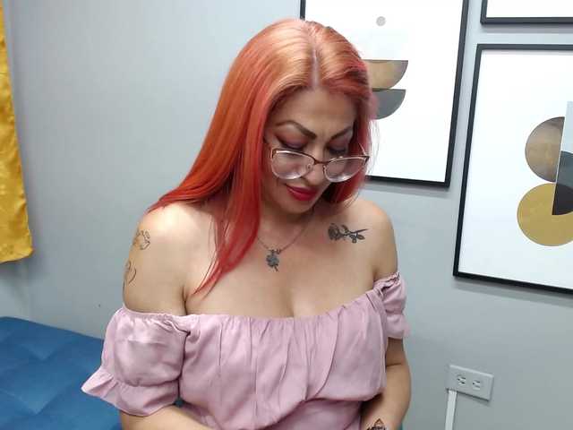 Live sex webcam photo for miranda-spark #272140063