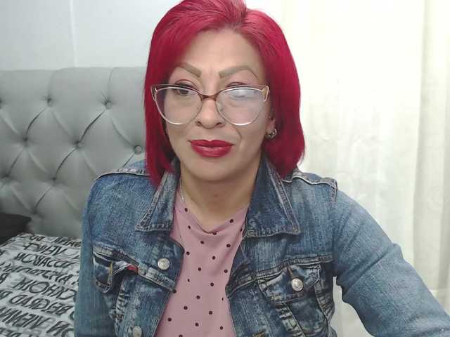 Live sex webcam photo for miranda-spark #274000155