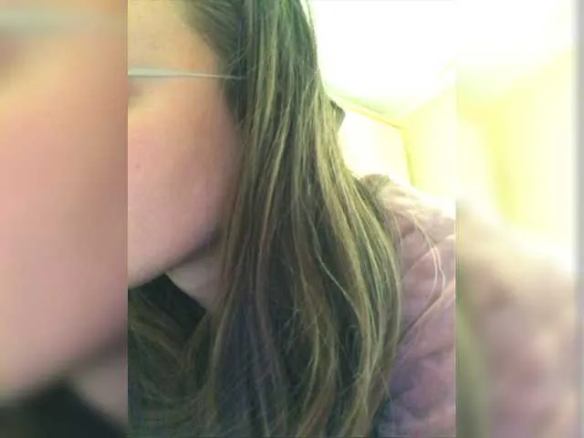 Live sex webcam photo for mironachka #277502316