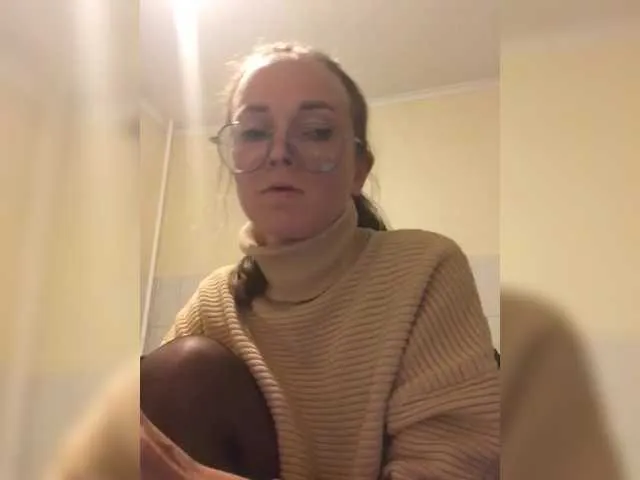 Live sex webcam photo for mironachka #284349317