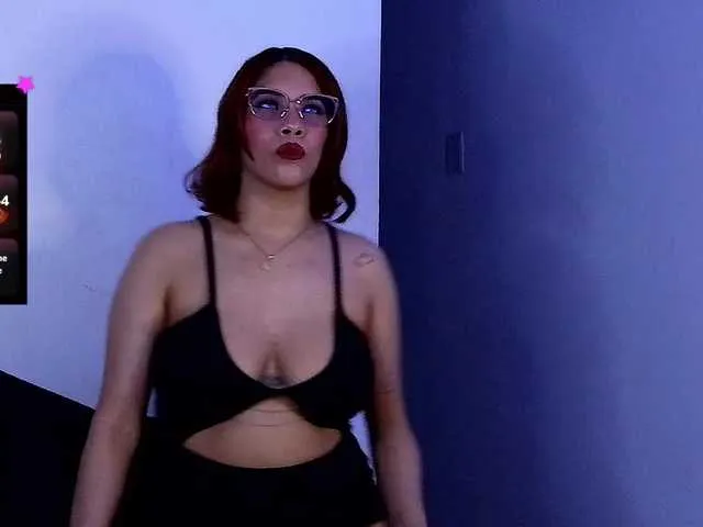 Live sex webcam photo for mishellcollins #293945896