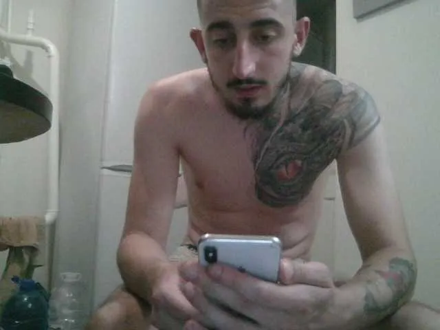 Live sex webcam photo for misk1 #276126568