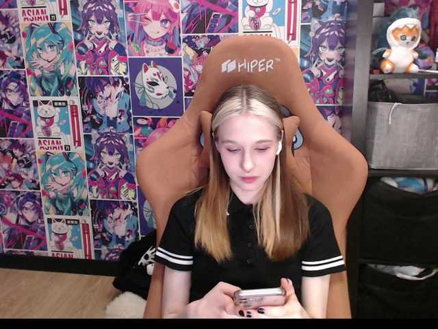 Live sex webcam photo for miso #277993745