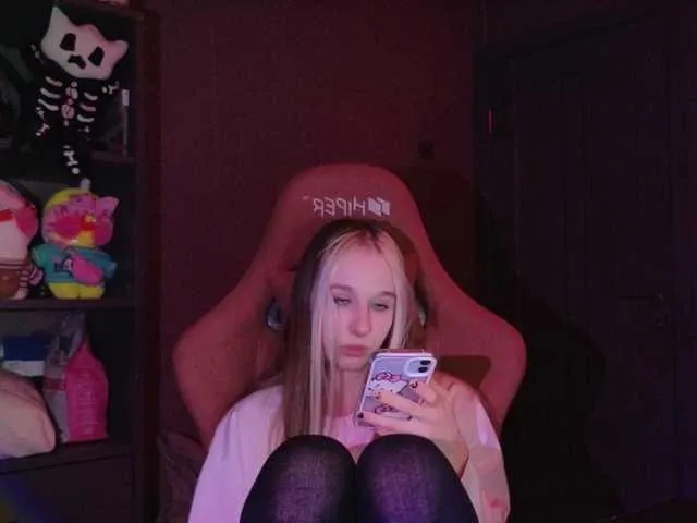 Live sex webcam photo for miso #290162533