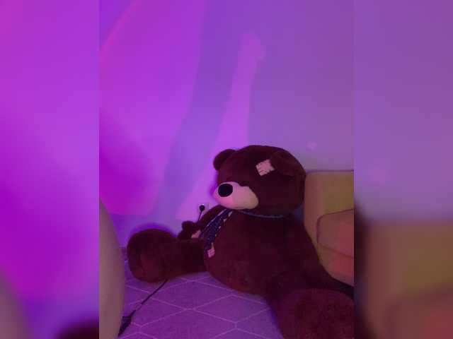 Live sex webcam photo for mispopi #274321779