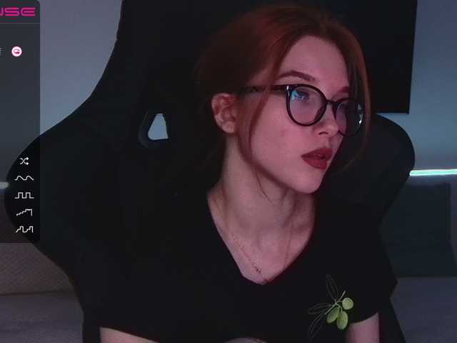 Live sex webcam photo for mispopi #276250271