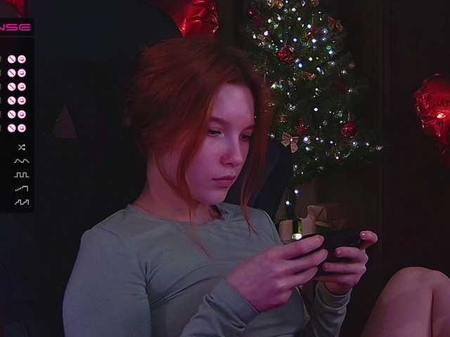 Live sex webcam photo for mispopi #277440298