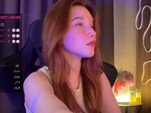 Live sex webcam photo for mispopi #277709775