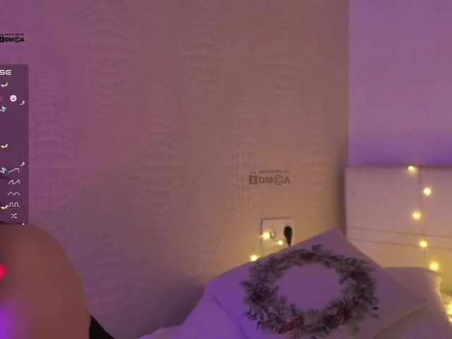 Live sex webcam photo for mispopi #290152395