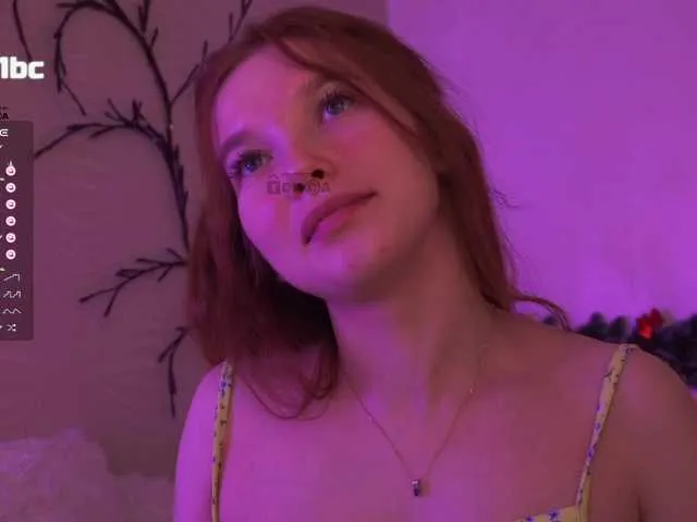 Live sex webcam photo for mispopi #290234812