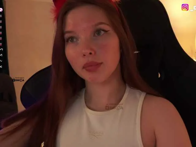 Live sex webcam photo for mispopi #290887824