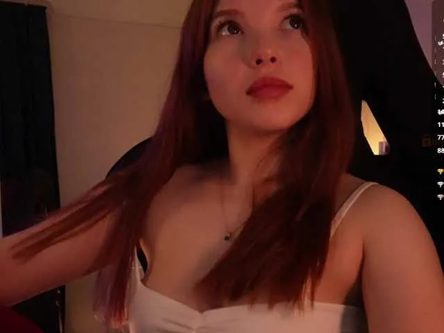 Live sex webcam photo for mispopi #290975068