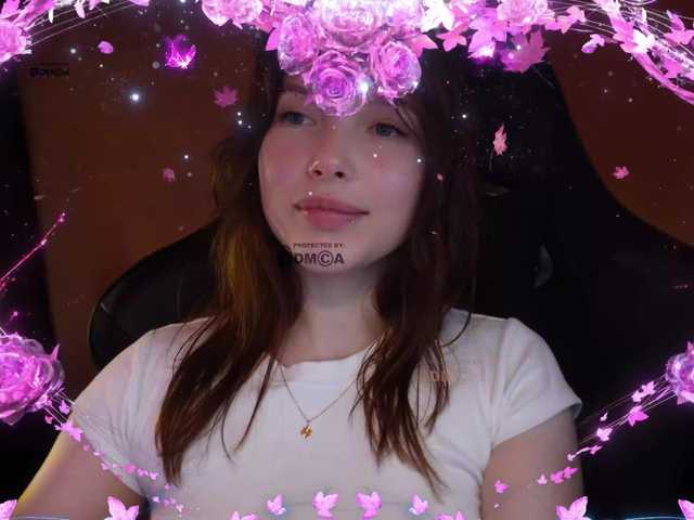 Live sex webcam photo for mispopi #291461617