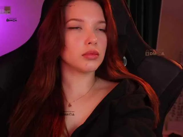 Live sex webcam photo for mispopi #291689362