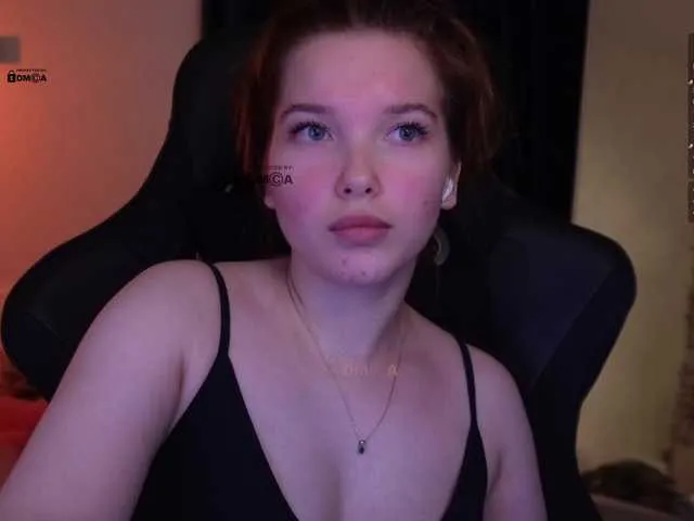 Live sex webcam photo for mispopi #291701245