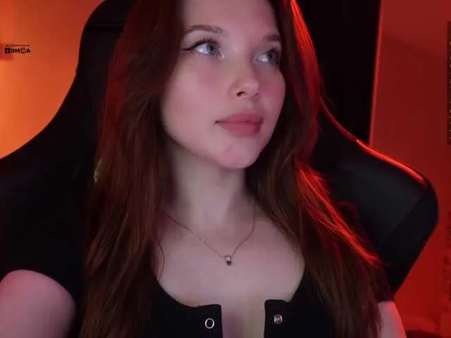 Live sex webcam photo for mispopi #291740516