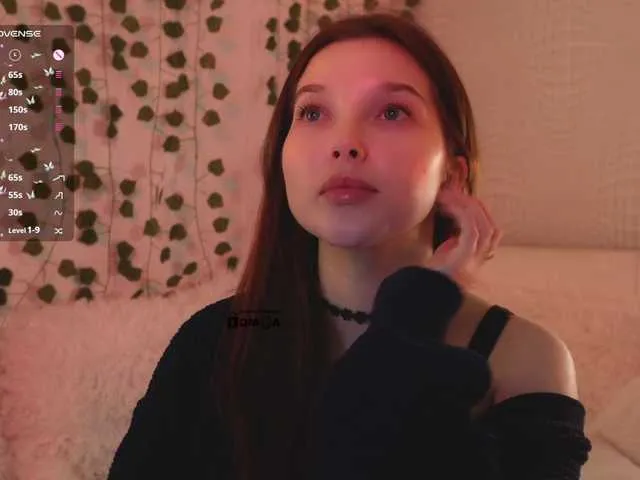 Live sex webcam photo for mispopi #291974297