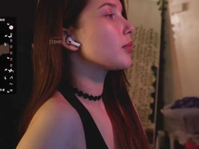 Live sex webcam photo for mispopi #292085816