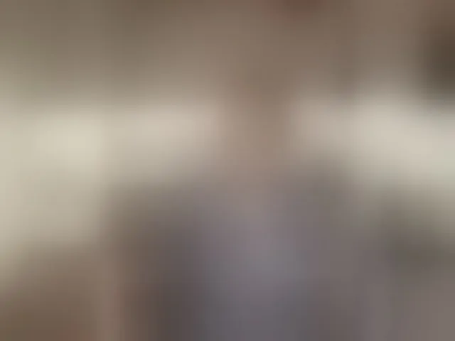 Live sex webcam photo for miss-1m #293738901