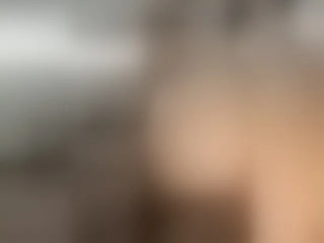 Live sex webcam photo for miss-1m #293919468