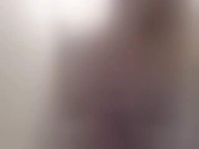 Live sex webcam photo for miss-1m #293956100